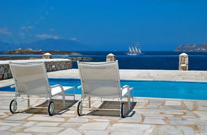 希腊米克诺斯岛克利奥别墅沙滩椅