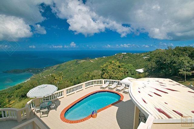 加勒比托托拉岛翡翠别墅泳池海景