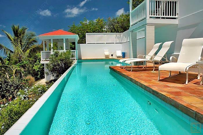 加勒比圣约翰岛太阳别墅按摩泳池