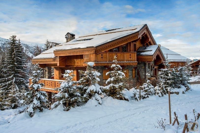 法国美丽贝尔 小熊雪屋雪景