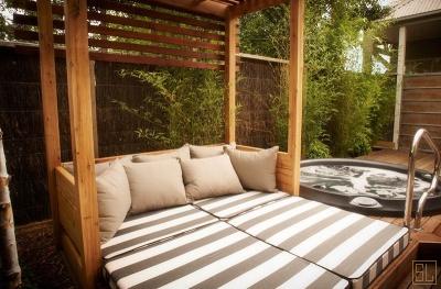 Lake House - Photo 9