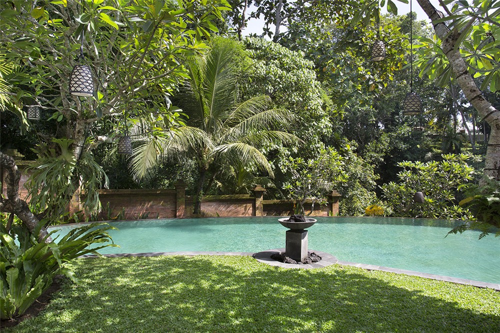 印尼巴厘岛艾斯坎达别墅树木