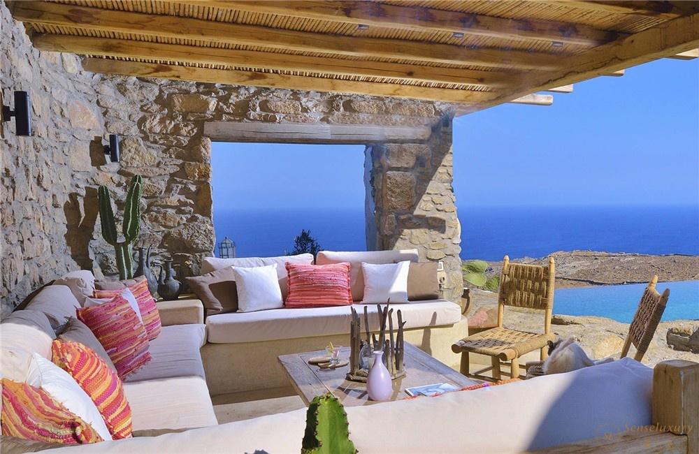希腊米克诺斯岛蒂嘉妮海滩别墅遮阳台