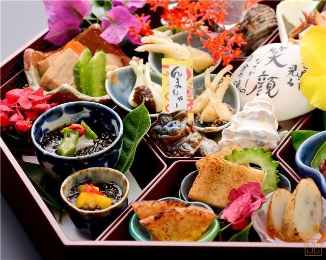 日本冲绳希格拉别墅美食