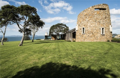 The Cooper Residence - Photo 33