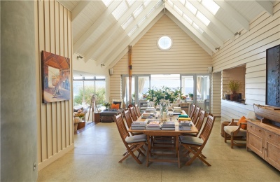 Boatshed - Photo 5