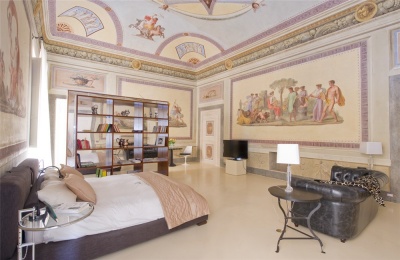 Penthouse Opera - Photo 13