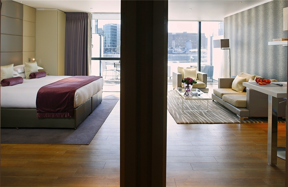 Cheval Three Quays_1-bedroom Apartment - Photo 13