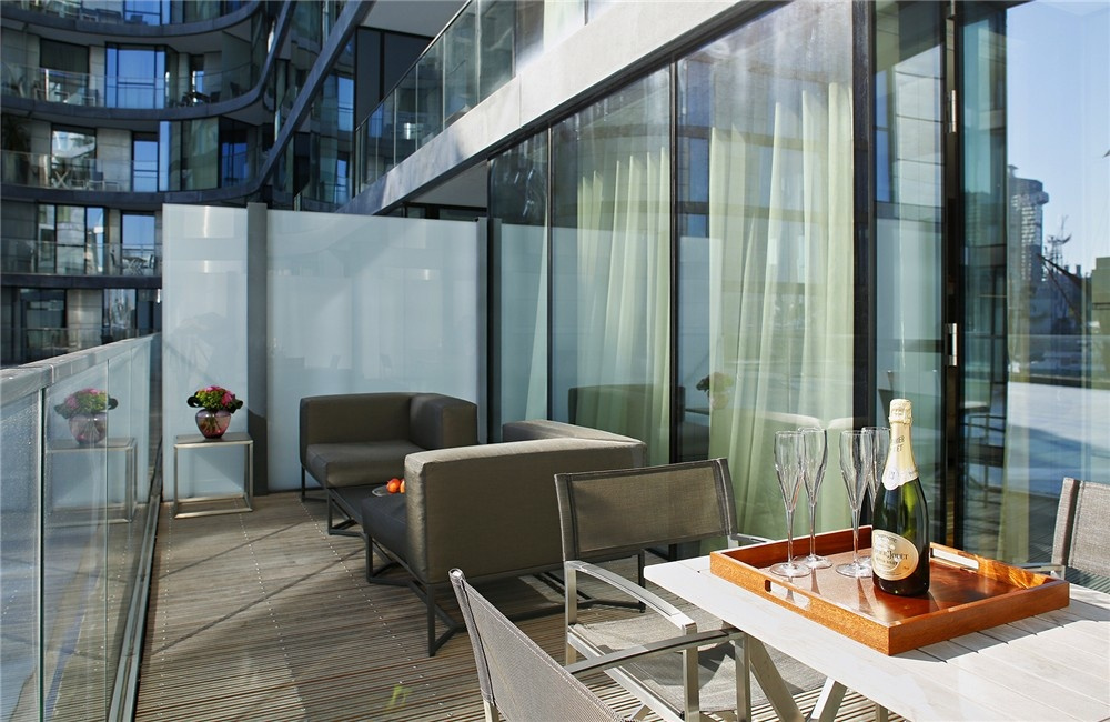 Cheval Three Quays_1-bedroom Apartment - Main Photo