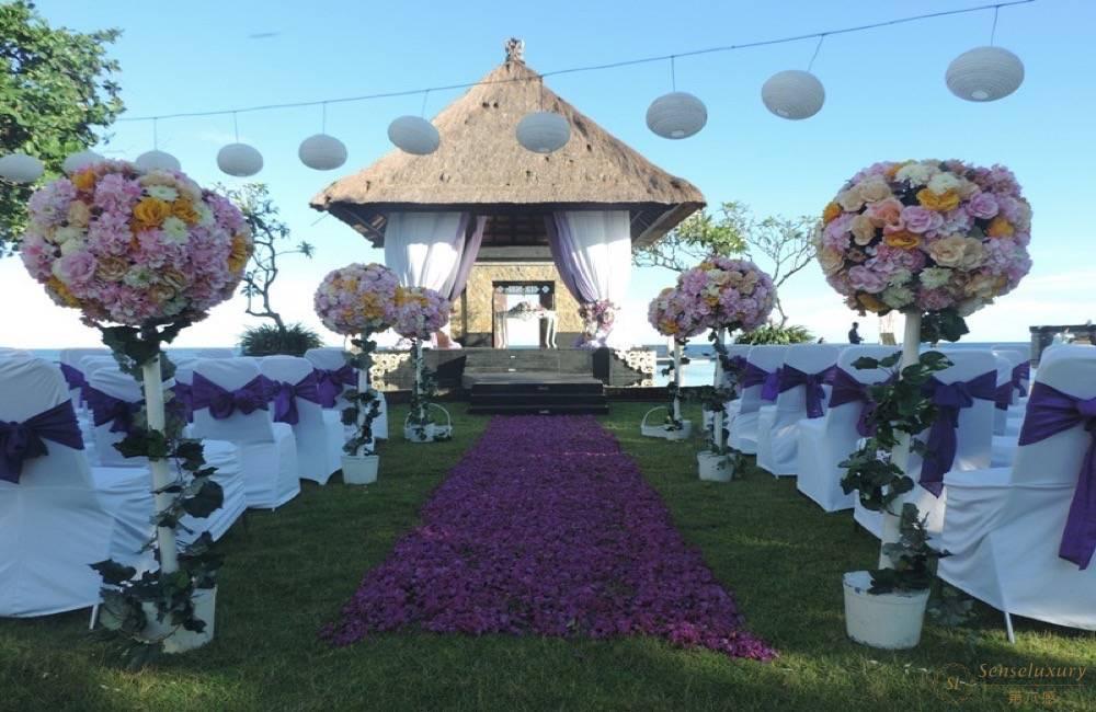 巴厘岛沙努尔海滩豪华海洋别墅婚礼现场