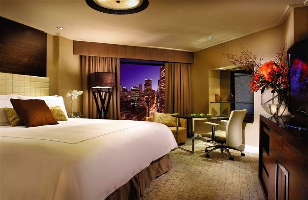 Four Seasons Hotel Sydney - Photo 13