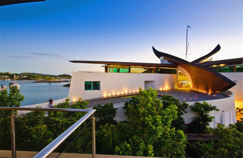 Yacht Club Villa 1 - Main Photo