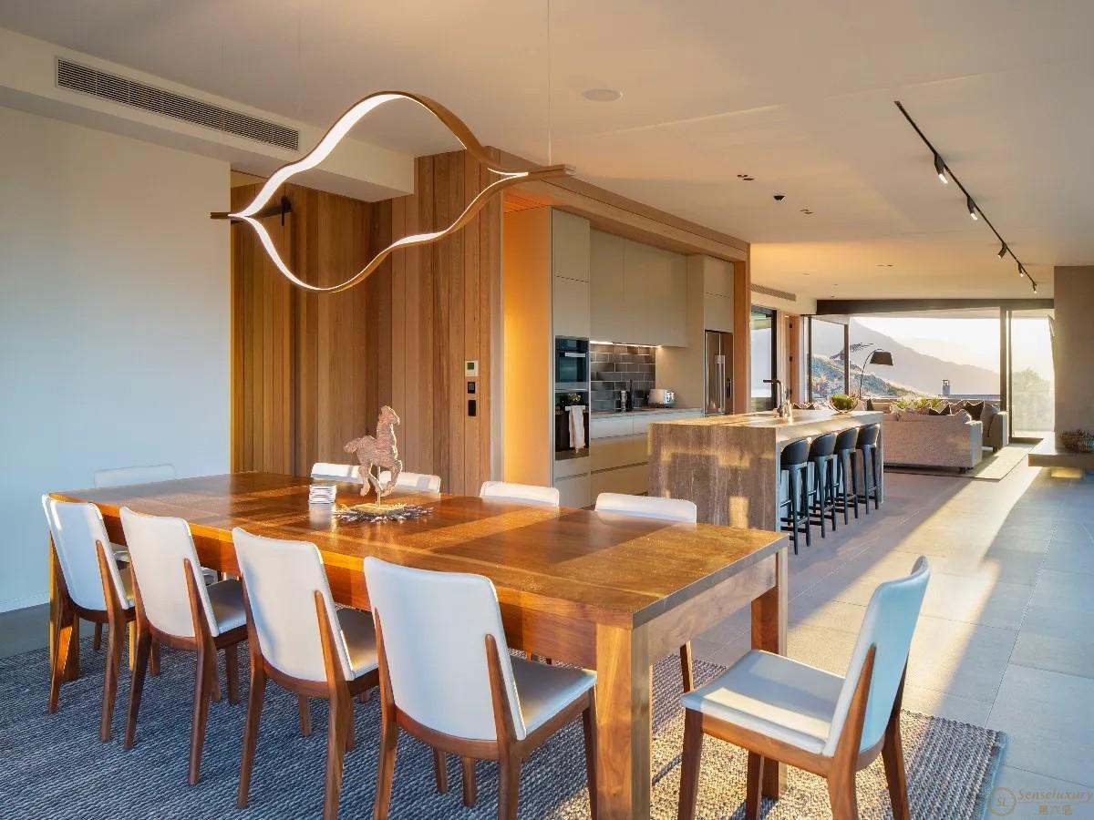 Falconridge - Photo 13
