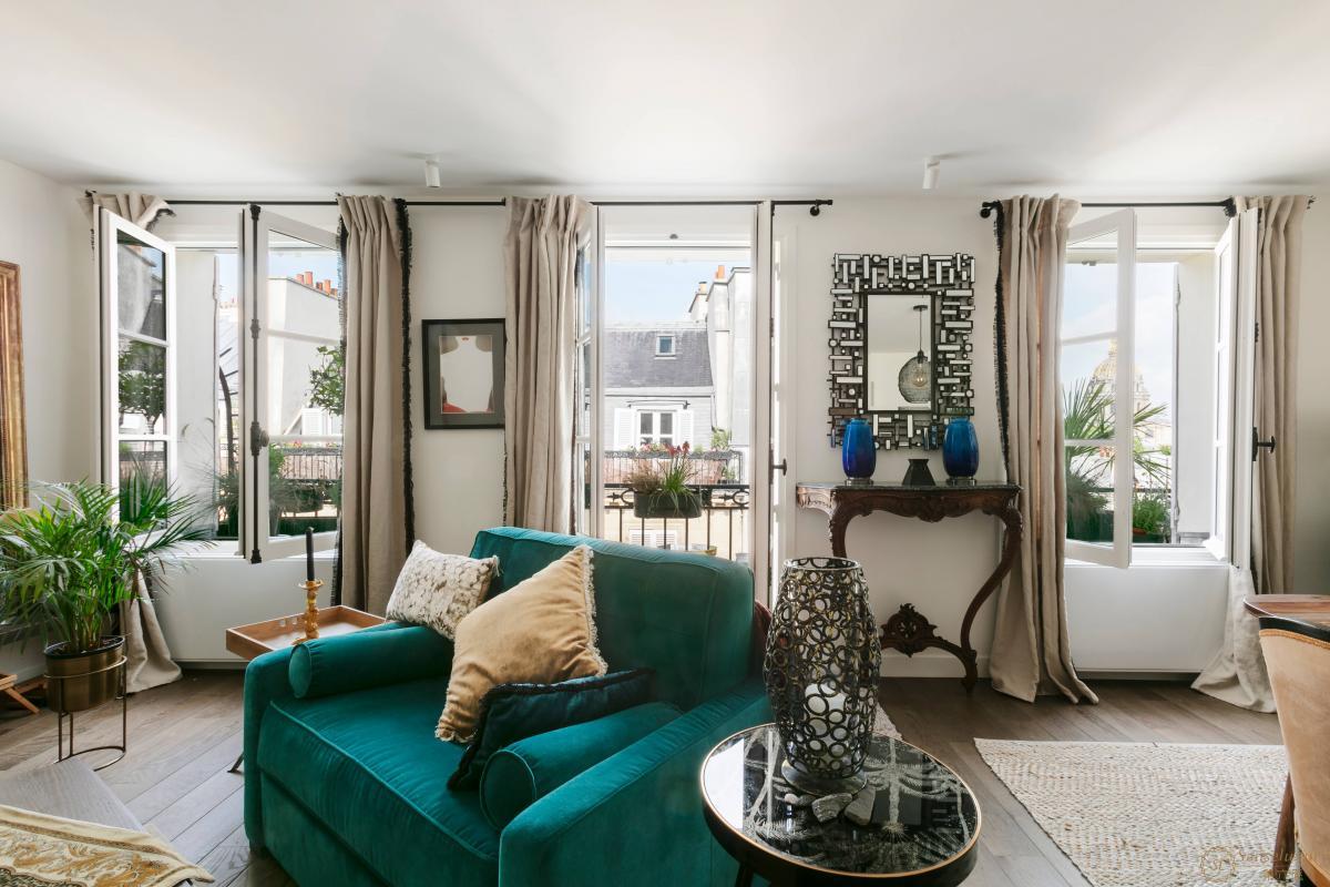 Rue Barbet de Jouy apartment