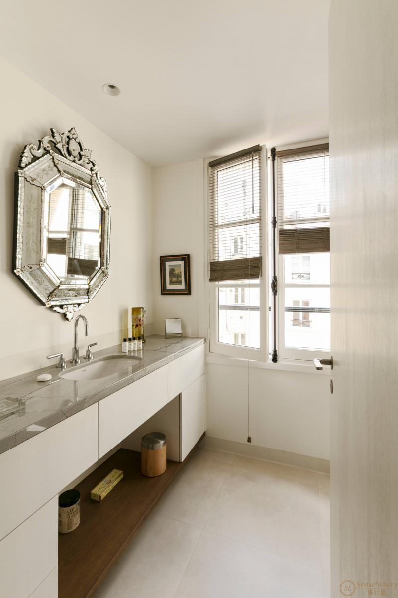 Rue Barbet de Jouy apartment - Photo 13