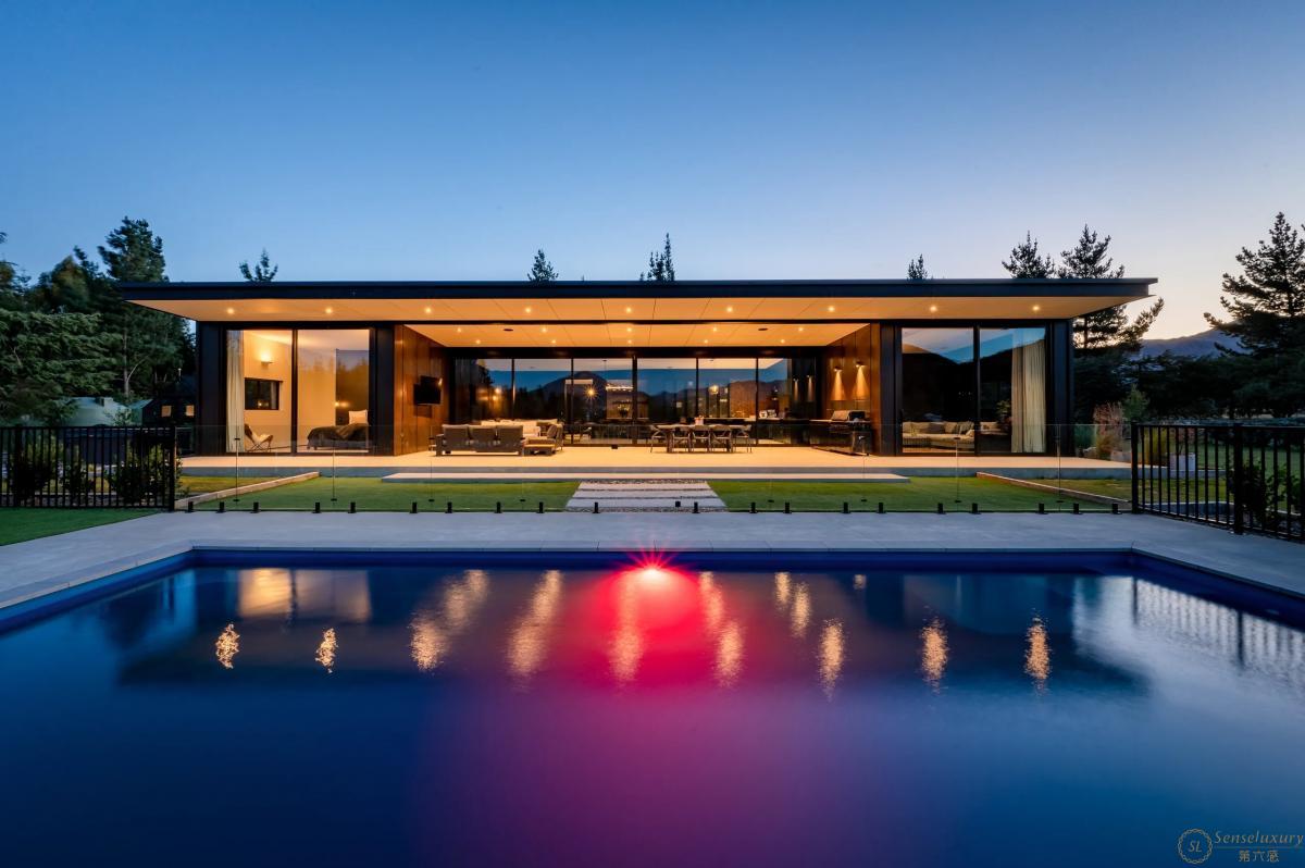 Riverbank Luxury - Photo 5