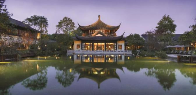 杭州西湖边上的这三家奢华酒店，你都知道吗？