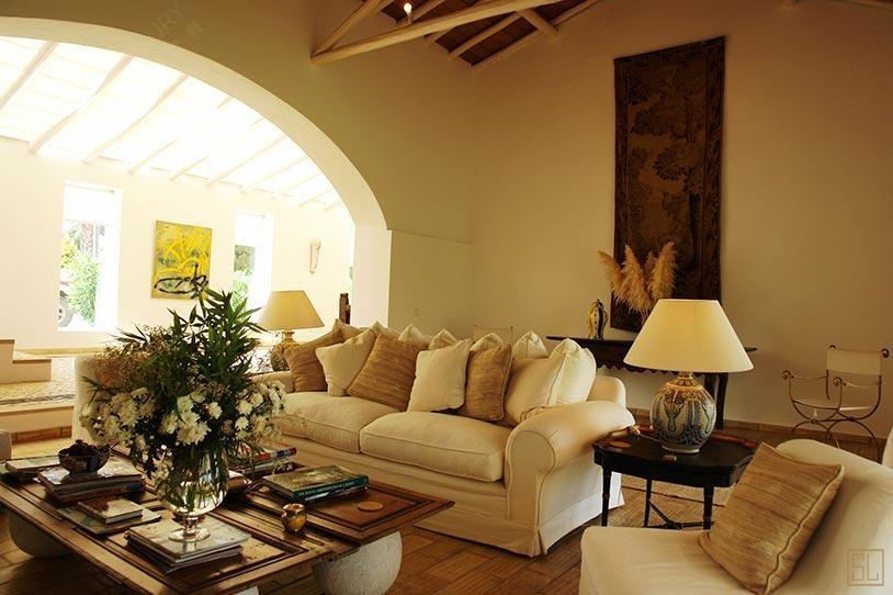 葡萄牙阿尔加维第五印记别墅客厅沙发