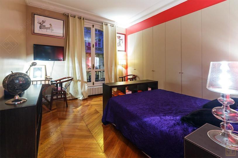 法国巴黎傲然公寓卧室