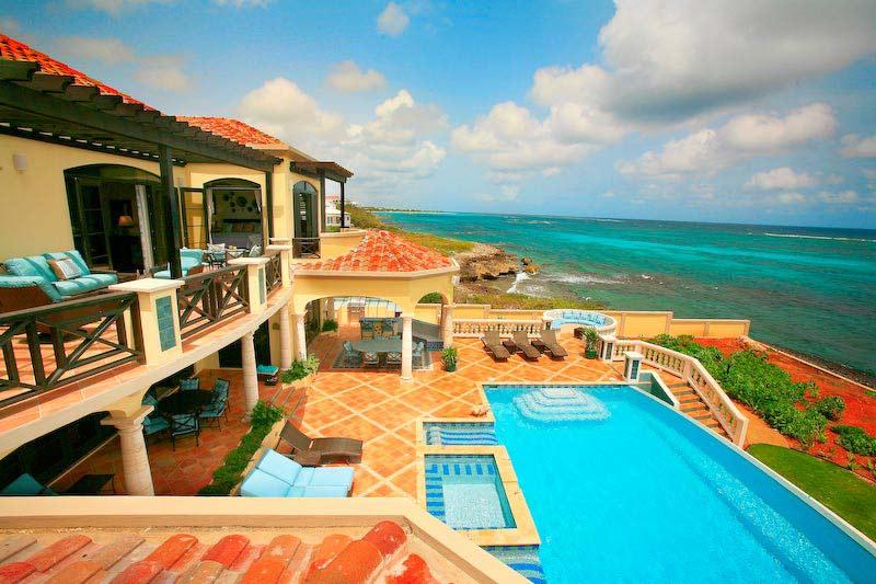 加勒比安圭拉阿马利亚别墅外景