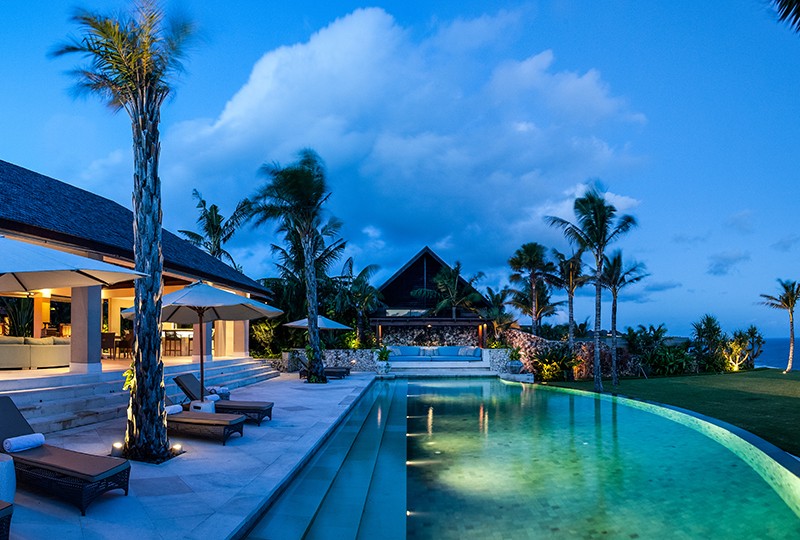 印尼巴厘岛快乐天堂别墅独立泳池