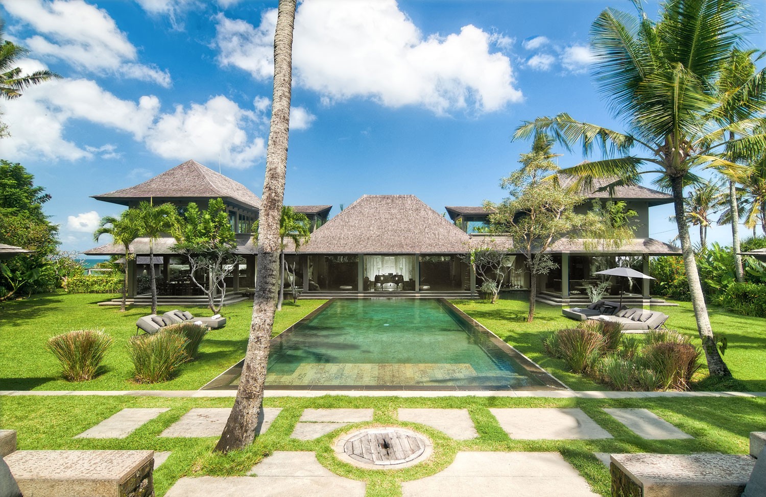 印尼巴厘岛超人别墅独立泳池