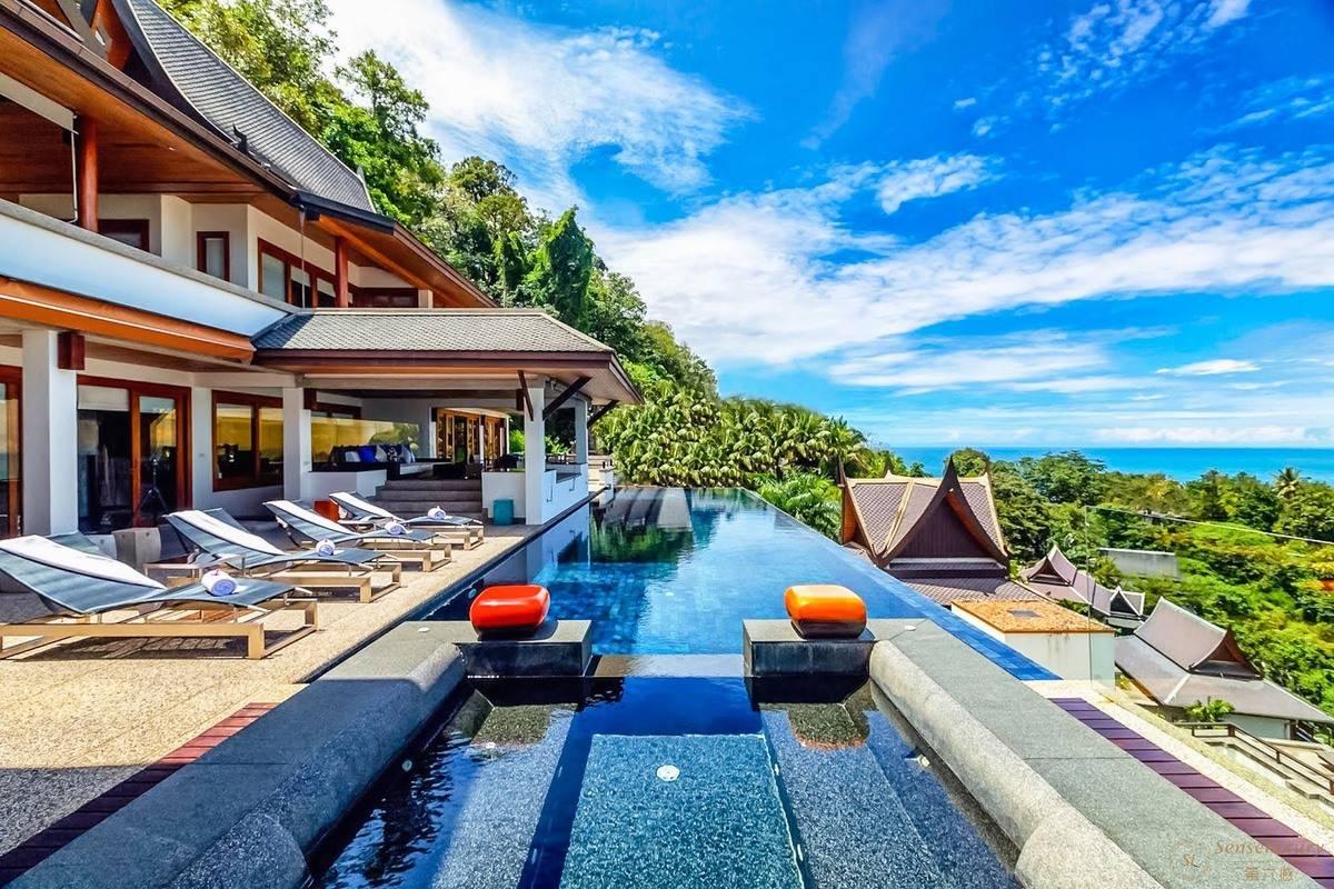 泰国普吉岛岩上的金鱼姬别墅海景