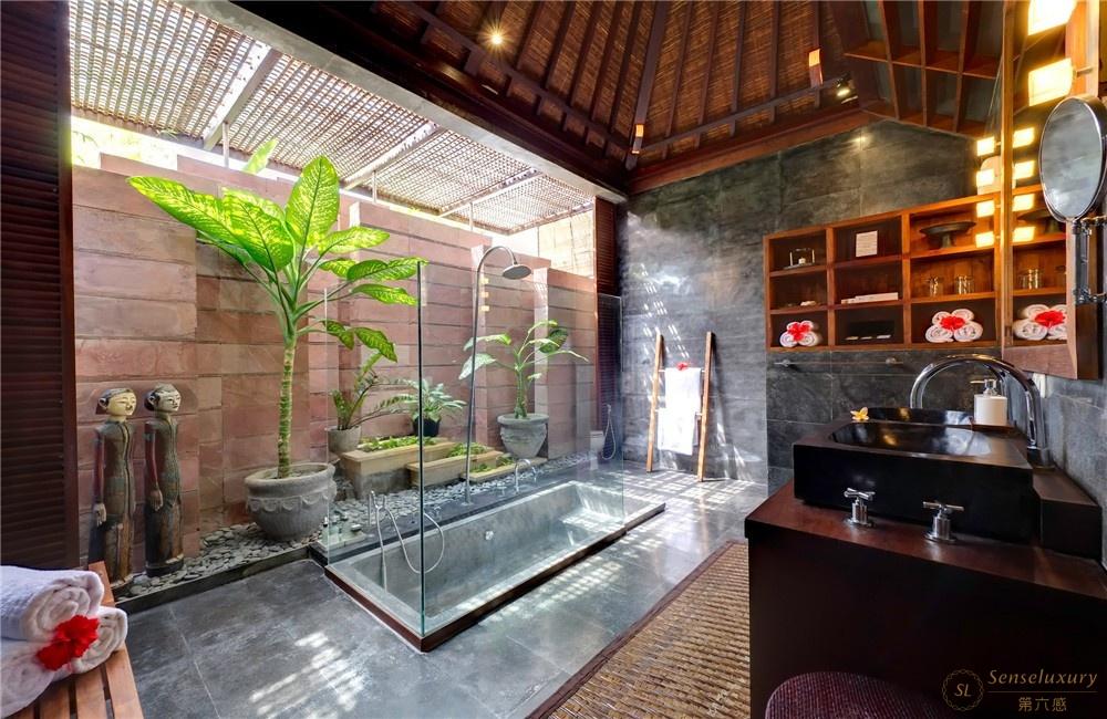 印尼巴厘岛娜塔罗伽别墅浴室